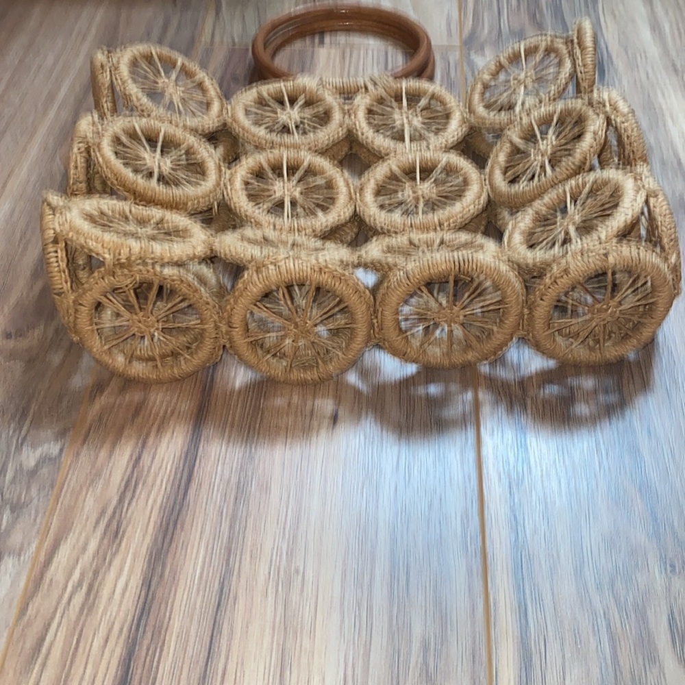 Straw Wheel Shaped Handbag with Bamboo Handles - Picture 3 of 16